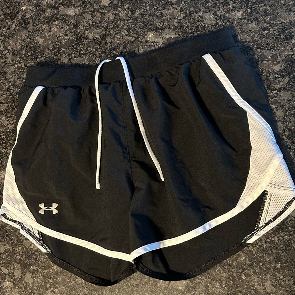 Under Armour woman’s shorts size small